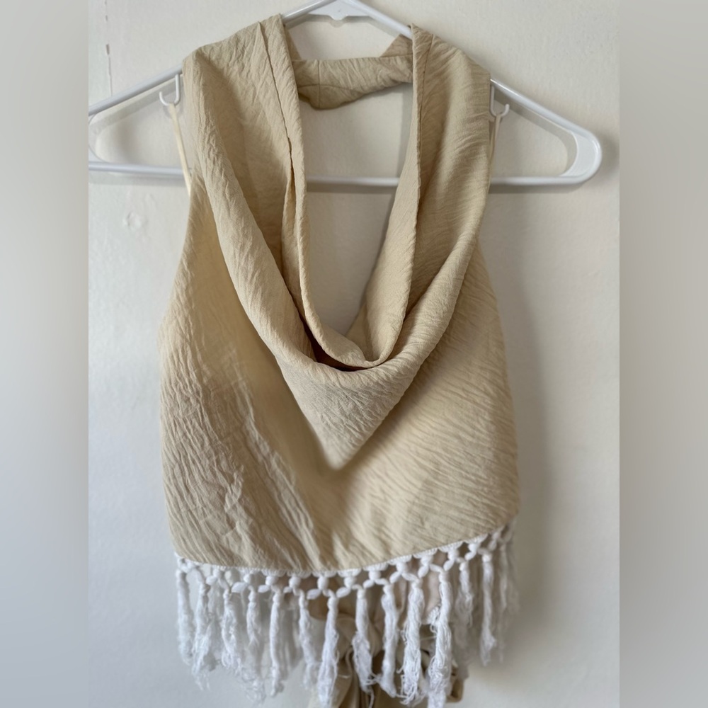 Cute halter fringe top